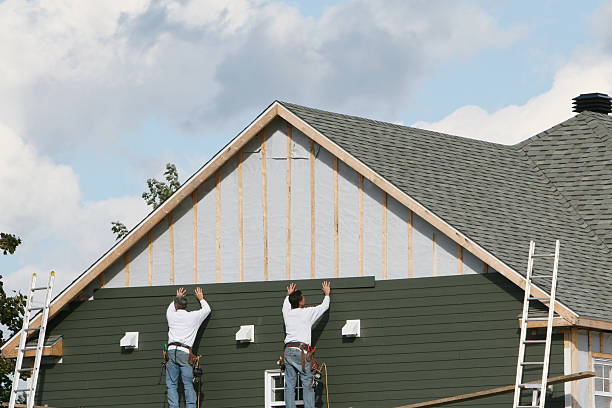Professional Siding technician working in South Amboy, NJ